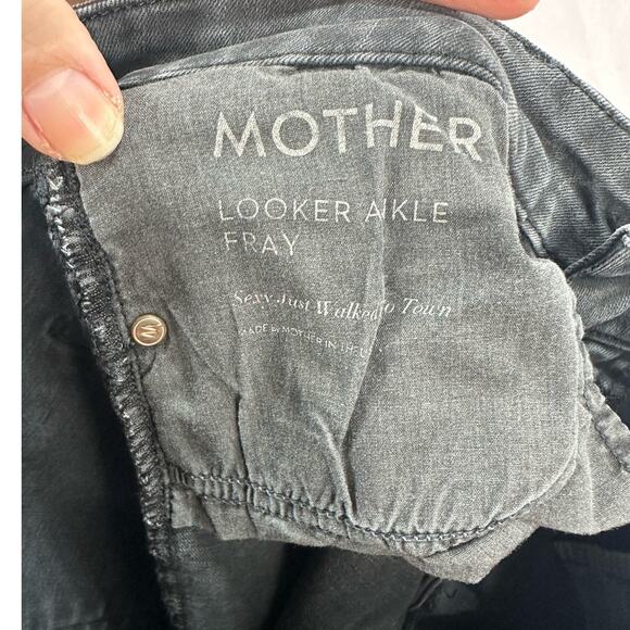 MOTHER The Looker Fray Jeans – Gray “Sexy Just Walked into Town” Wash – Size 26 - Picture 7 of 8